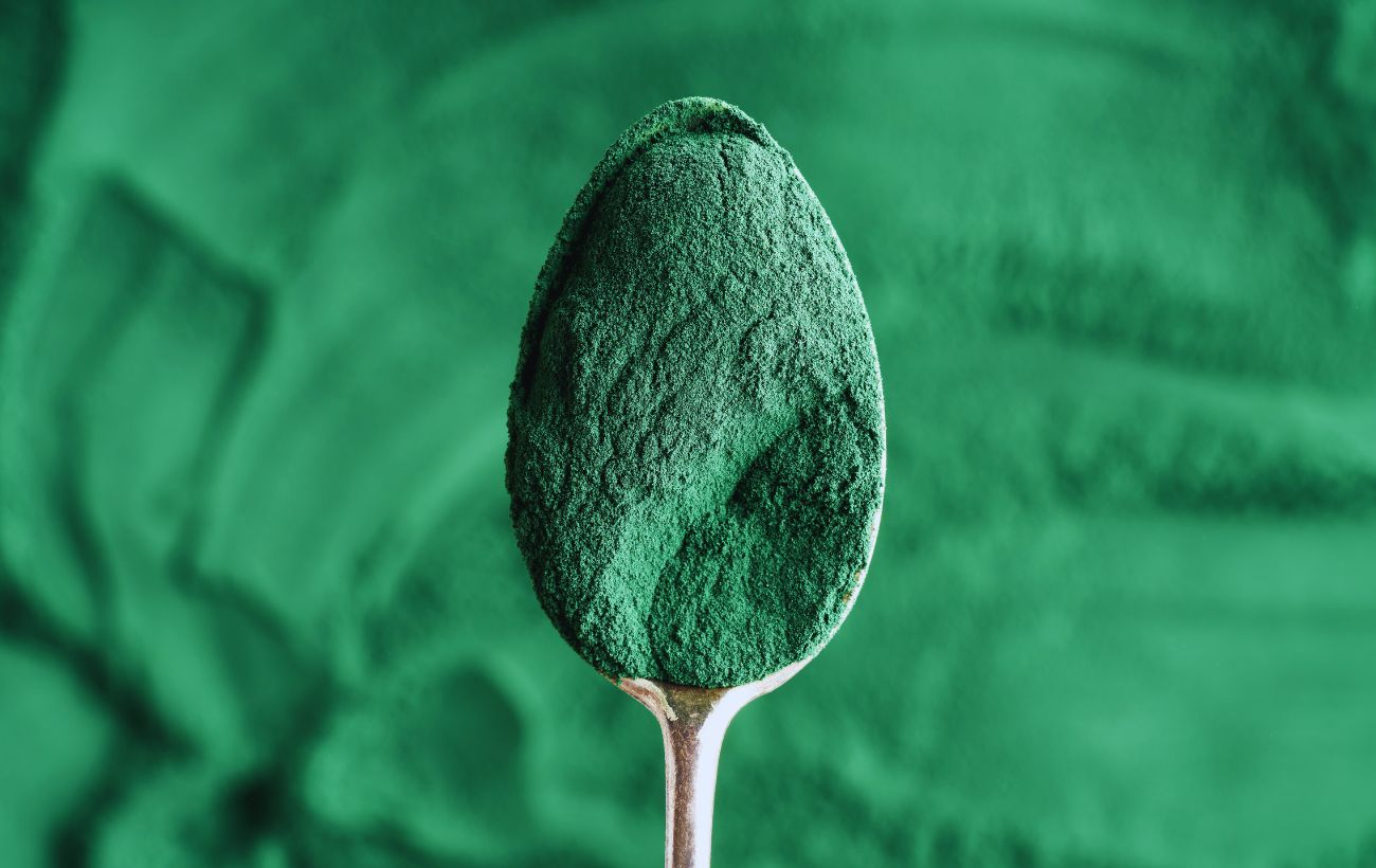 L'alga spirulina può essere aggiunta al mix che serve a creare dei deliziosi (e sani) pancake.