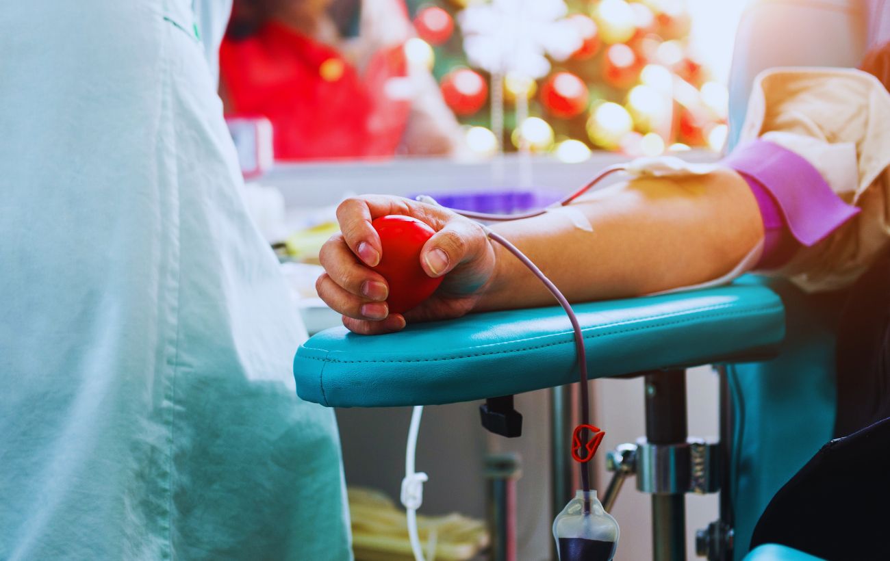 Donare il sangue è importante per mille ragioni, per cui chi si presta a farlo deve prestare attenzione a cosa introduce nel proprio corpo nelle ore precedenti.