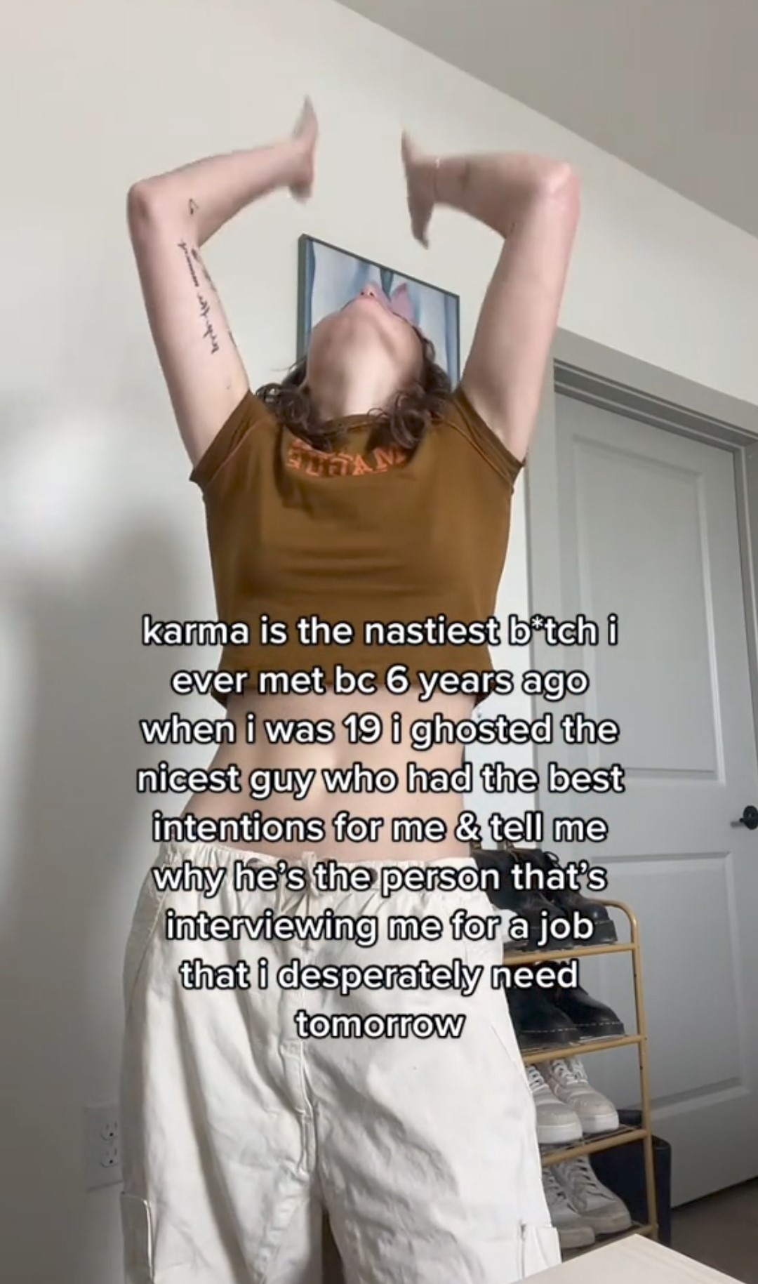 La ragazza 'disperata' perché il karma le ha fatto reincontrare quel ragazzo 'carino' che aveva 'ghostato' qualche anno prima, proprio in occasione di un colloquio di lavoro.