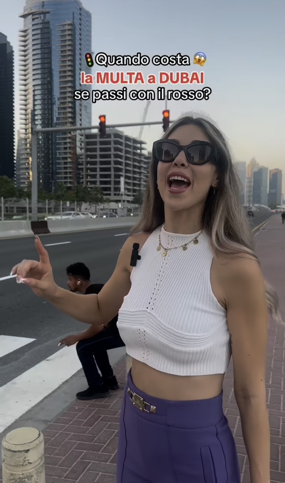 Gemma Le Noci ha spiegato il funzionamento delle sanzioni per attraversare con (o ignorare) il semaforo rosso.