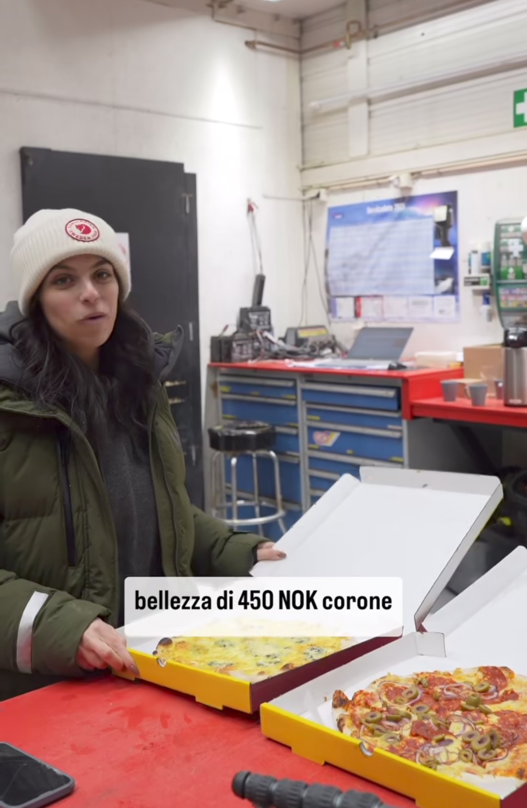 Ecco come appaiono le pizze preparate alle isole Svalberg, uno dei luoghi abitati più vicini al Polo Nord.