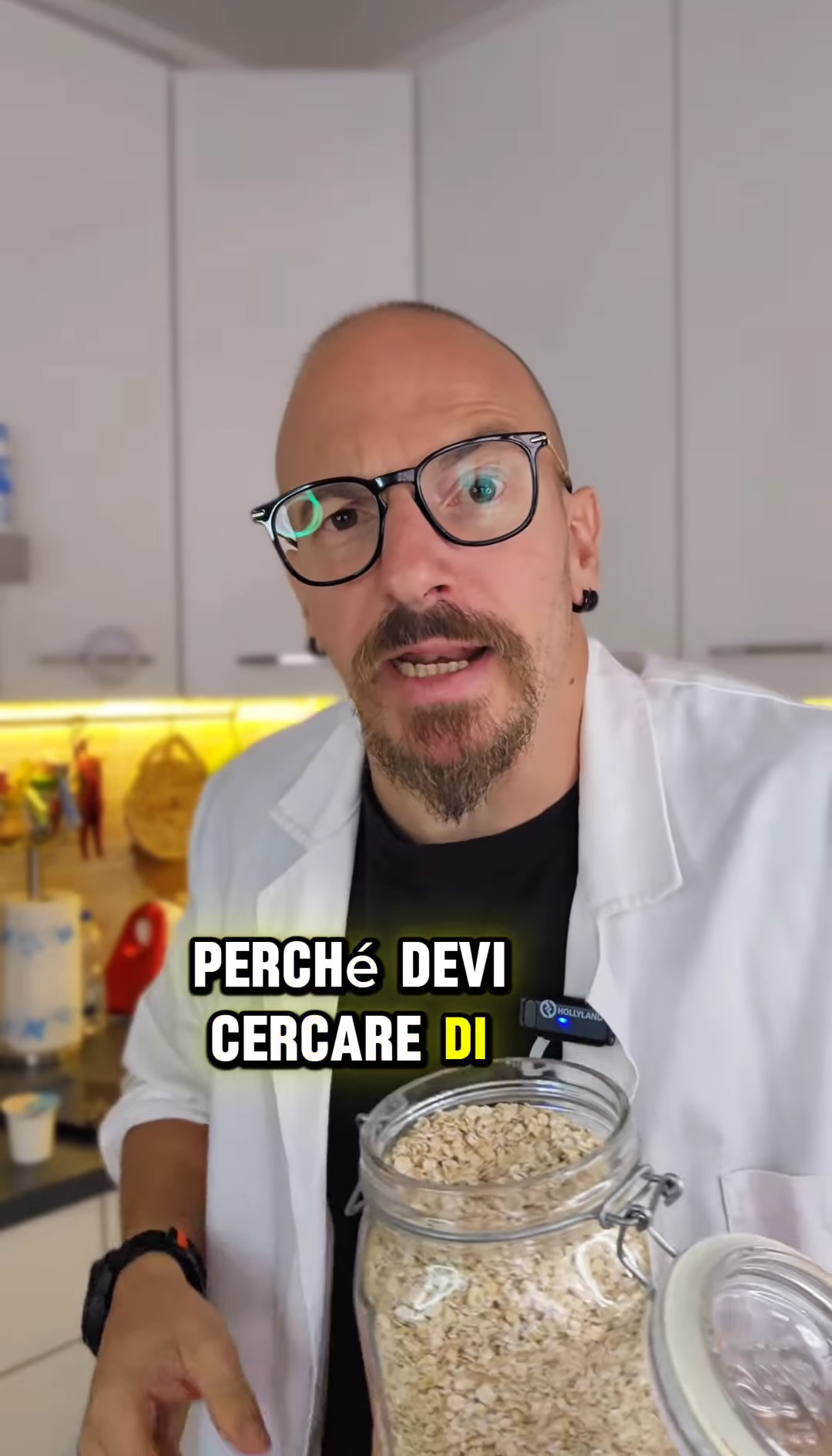 Il nutrizionista ha spiegato che lo spuntino ideale fornisce un apporto generoso di proteine e uno minore di carboidrati.