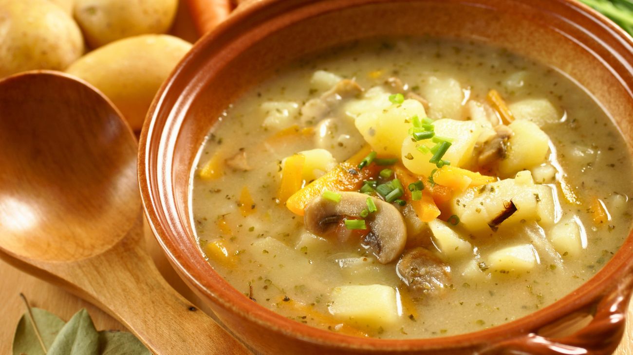 Zuppa funghi e patate