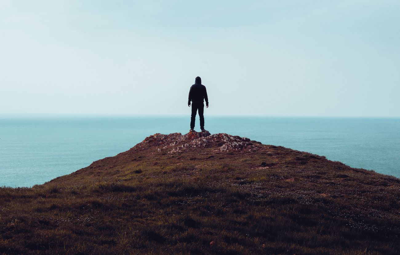 Le delusioni passate, il minor tempo a disposizione e la voglia di consolidare le vecchie amicizie sono le cause principali per cui i cerchi sociali si restringono dopo i 30 anni.