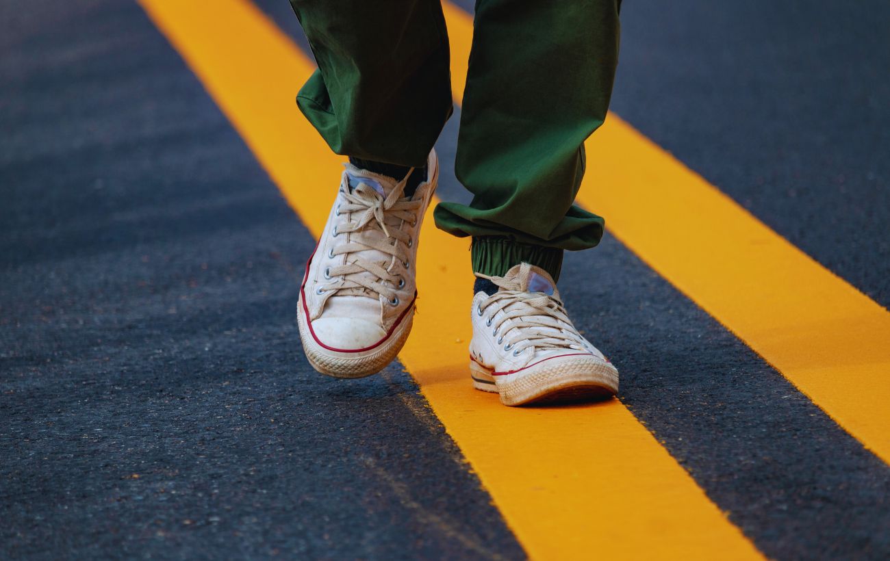 Camminare velocemente ha diversi benefici, ma anche farlo più lentamente è un'attività da svolgere il più spesso possibile.