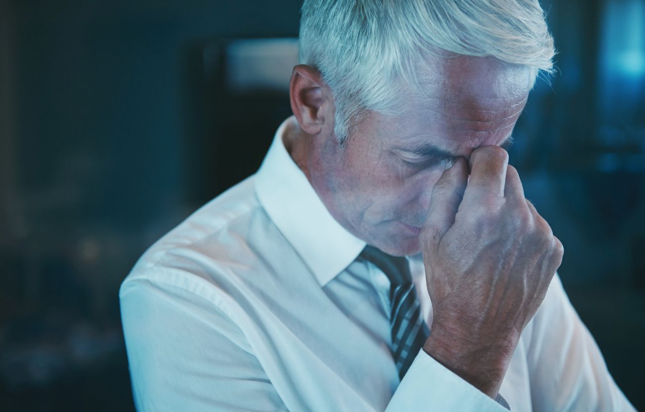 Le persone incompetentii, nei gesti e nelle parole, si distanziano dalle responsabilità