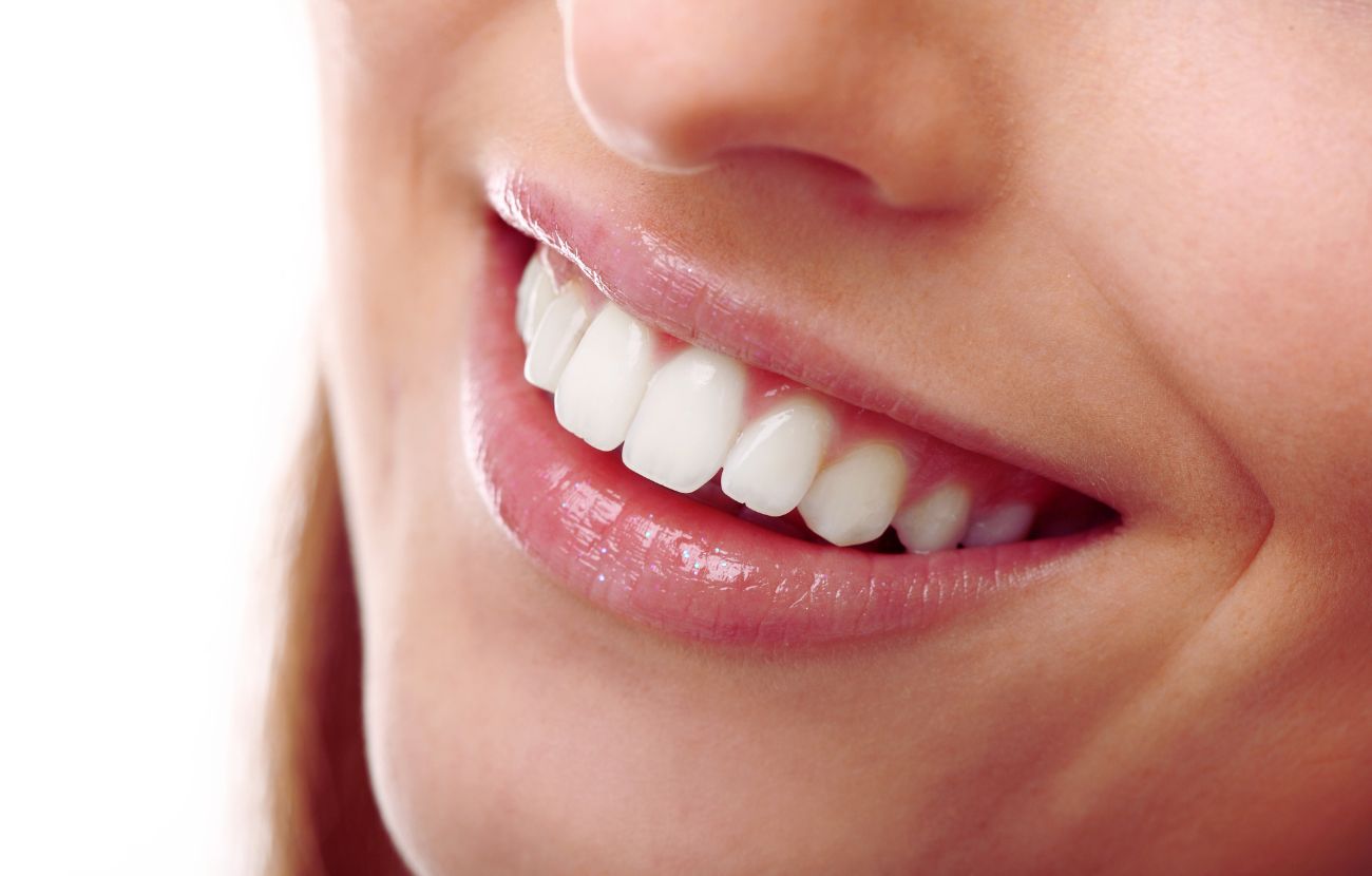 Dei denti ben curati sono probabilmente la prima cosa che uno sconosciuto nota e che lo colpisce positivamente.