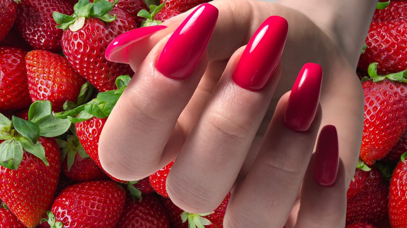 Manicure fragola