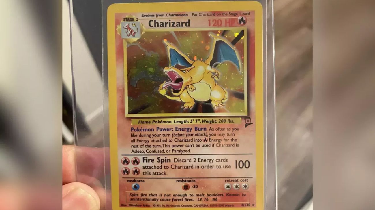 La carta Pokemon trovata dall'utente Reddit Radiantgreninja