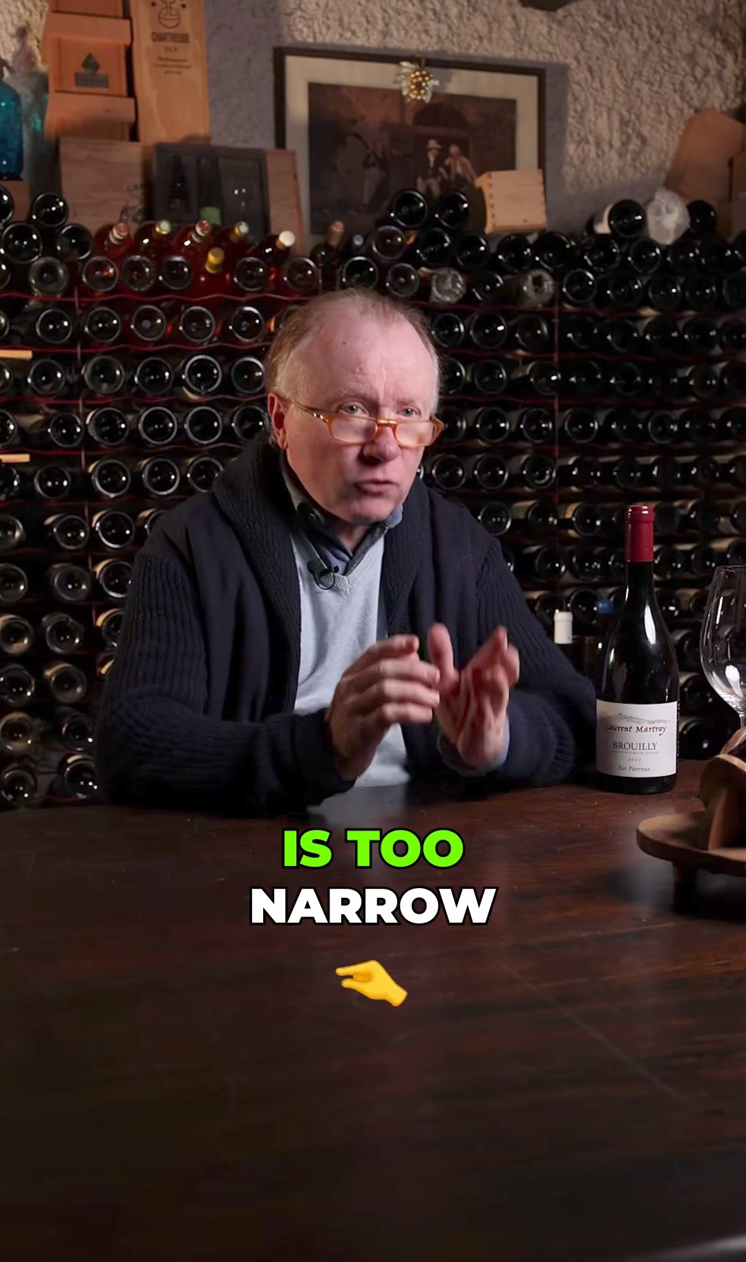 Il flute è troppo stretto e non è, quindi, adatto allo champagne.