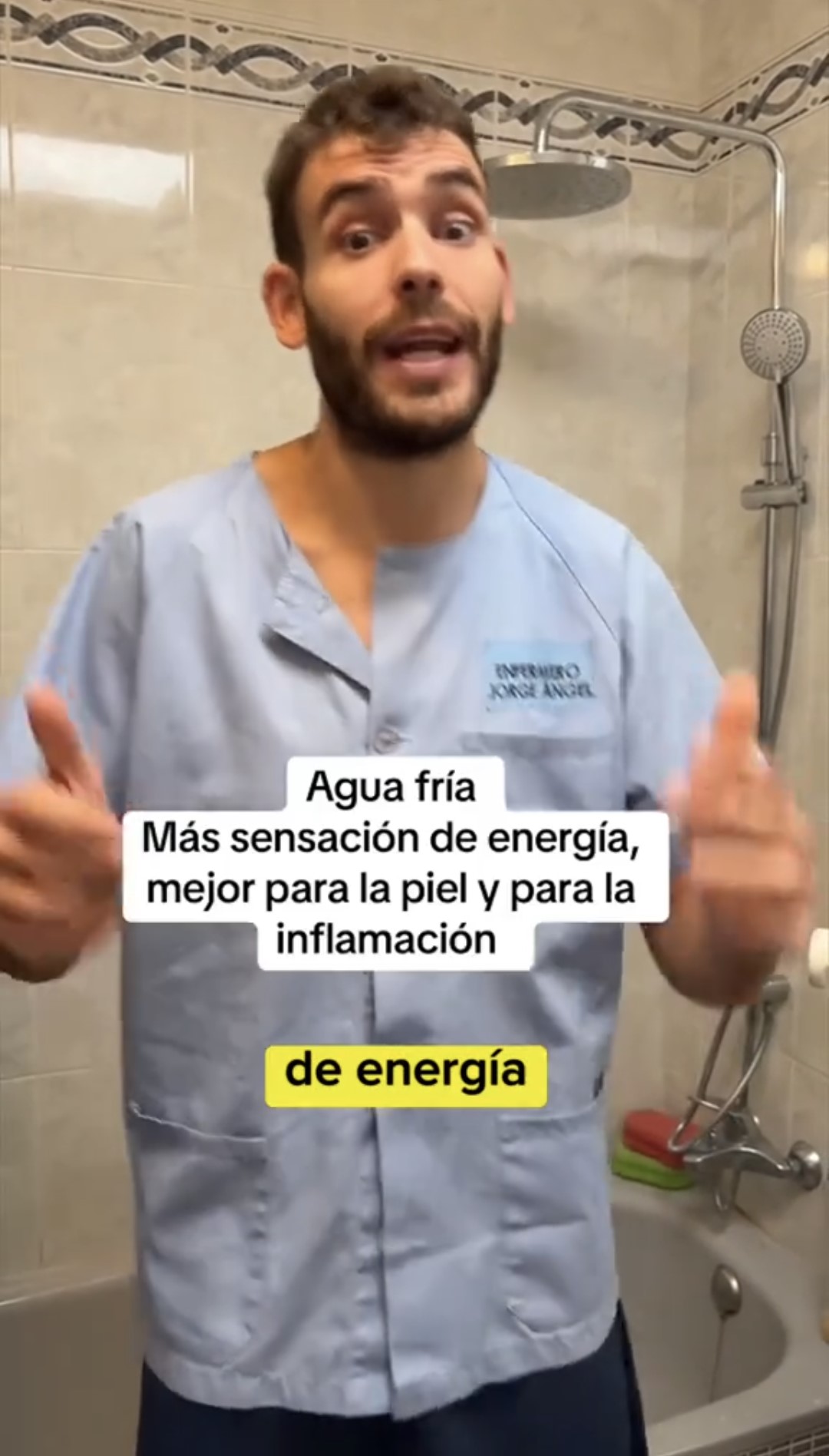 L'infermiere spagnolo ha ammesso che d'estate sarebbe preferibile fare la doccia fredda; d'inverno ciò non è possibile, pertanto l'ideale è mantenerla tiepida e, se possibile, limitare l'uso dell'acqua fredda agli ultimi 60 secondi