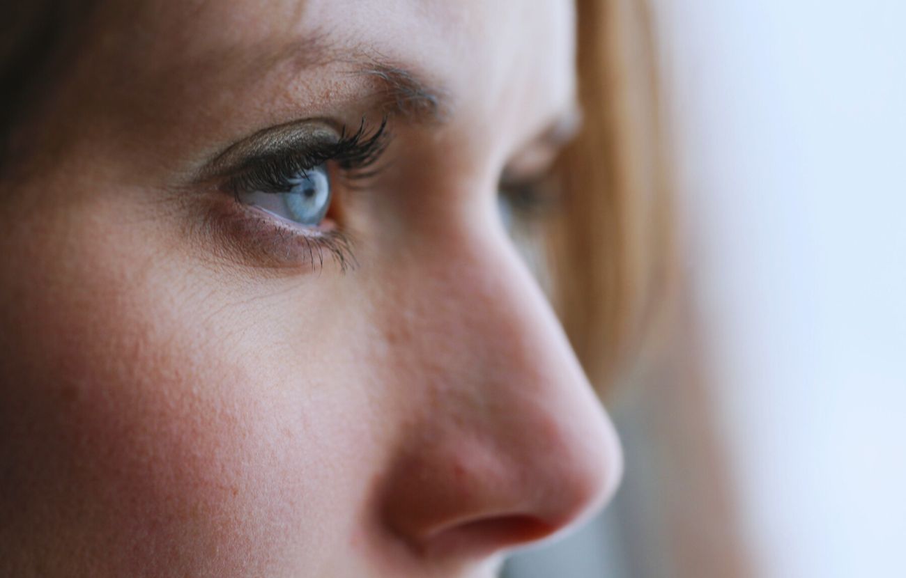 Evitare di salutare può indicare scarsa autostima ma anche ansia sociale.