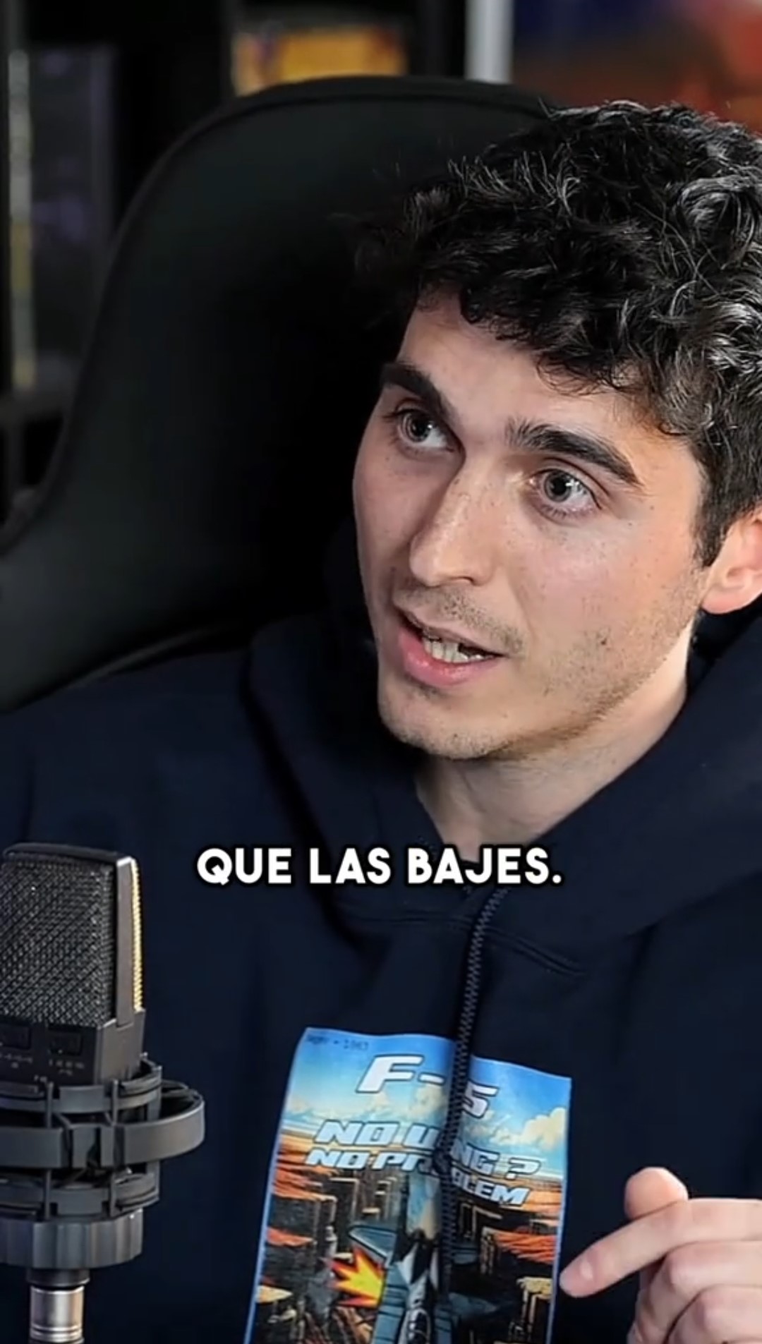 Sergio Hidalgo, ingegnere aerospaziale, ha spiegato perché è prassi spegnere le luci in aereo al momento dell'atterraggio