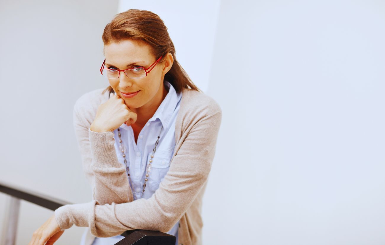 Le donne sveglie e intelligenti usano alcune frasi per smontare gli uomini pieni di sé ed egoriferiti.