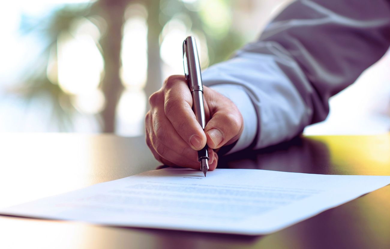 Secondo la grafologia, le persone sicure di sé mettono un punto e/o sottolineano la propria firma.