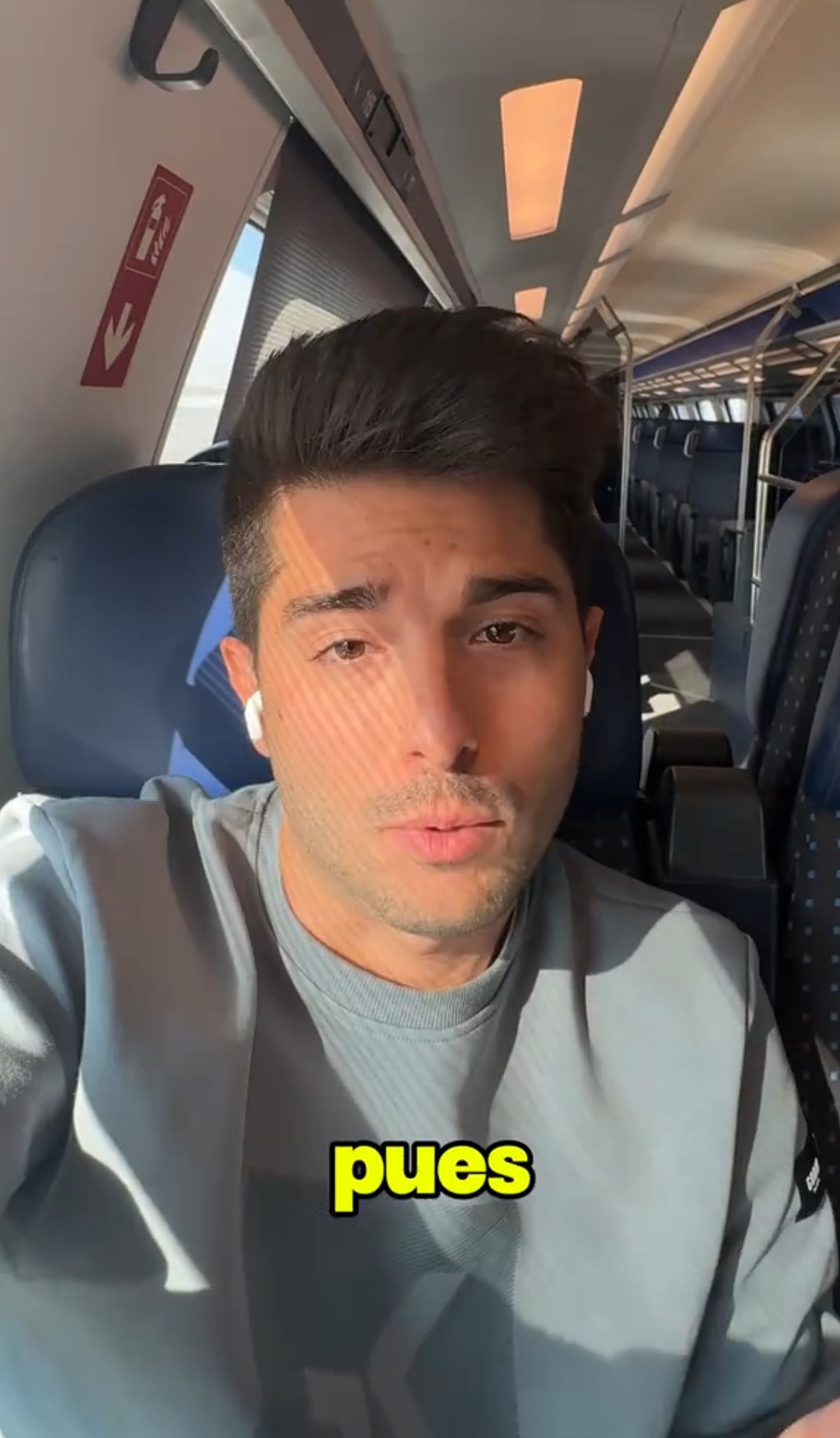 Il content creator ha preso una multa da 120€ su un treno che dalla Svizzera lo stava portando in Germania. La sua colpa? Aver preso quello delle 10:16 anziché quello delle 11:16 (per il quale aveva acquistato il biglietto).