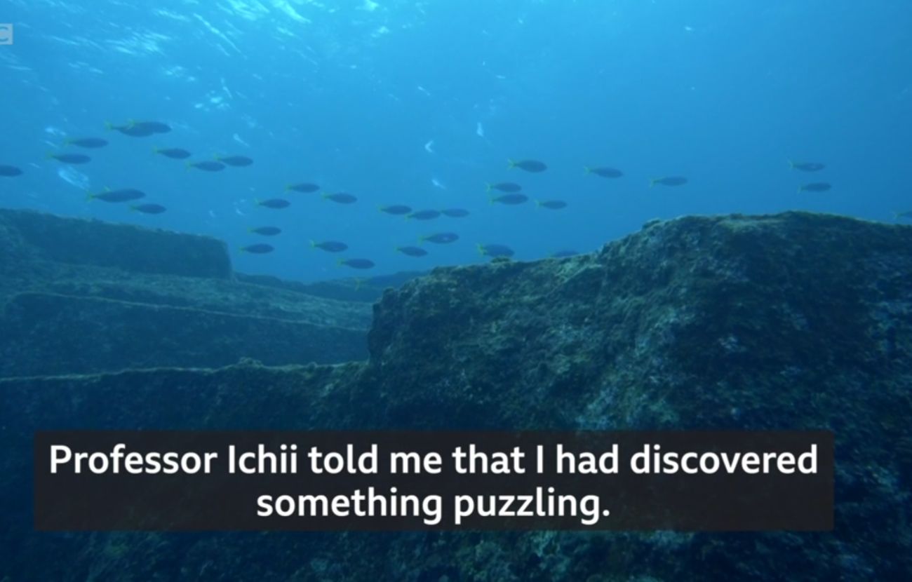 Una parte del monumento vista da sott'acqua. Credits: BBC