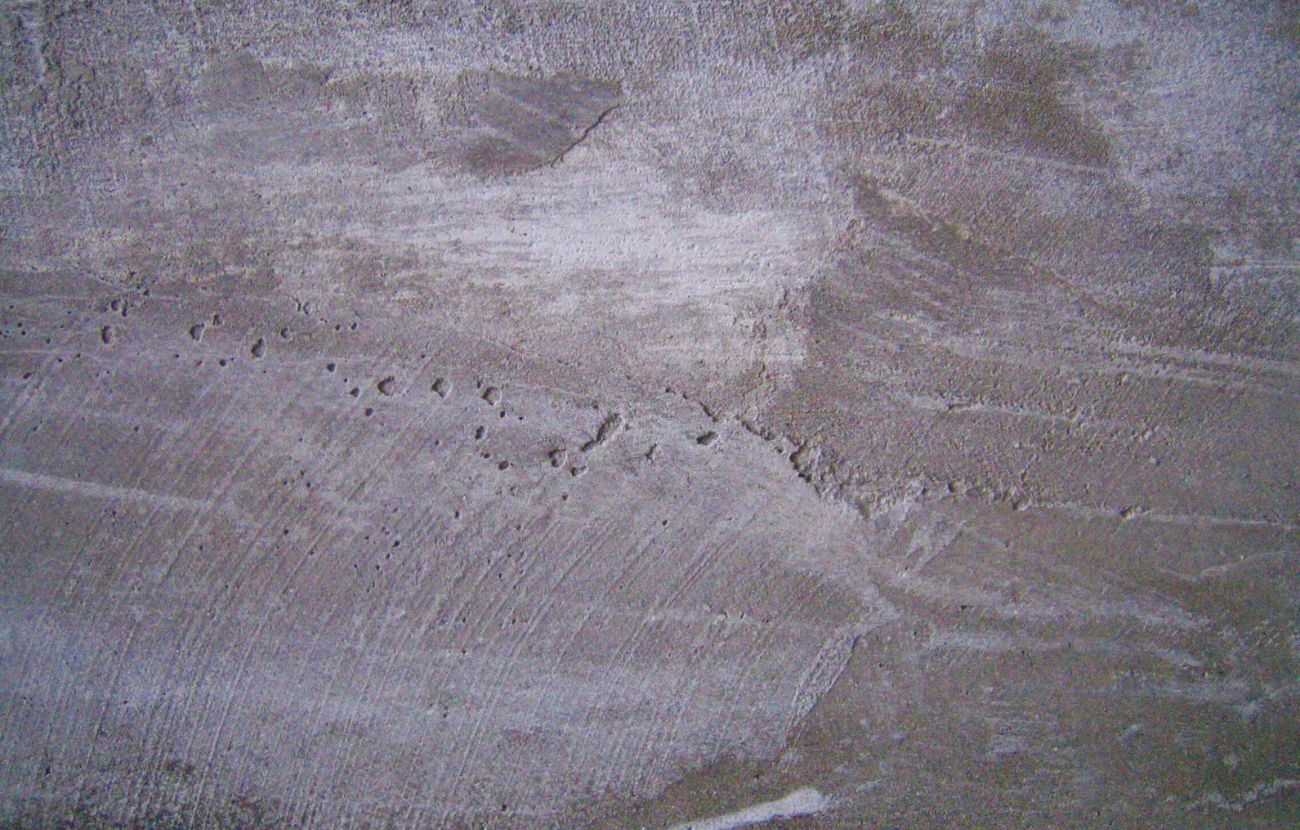 Il colore grigio è quello del 'limbo', dell'indecisione.