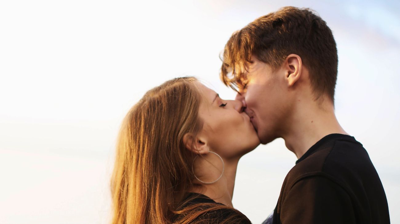 Bacio coppia