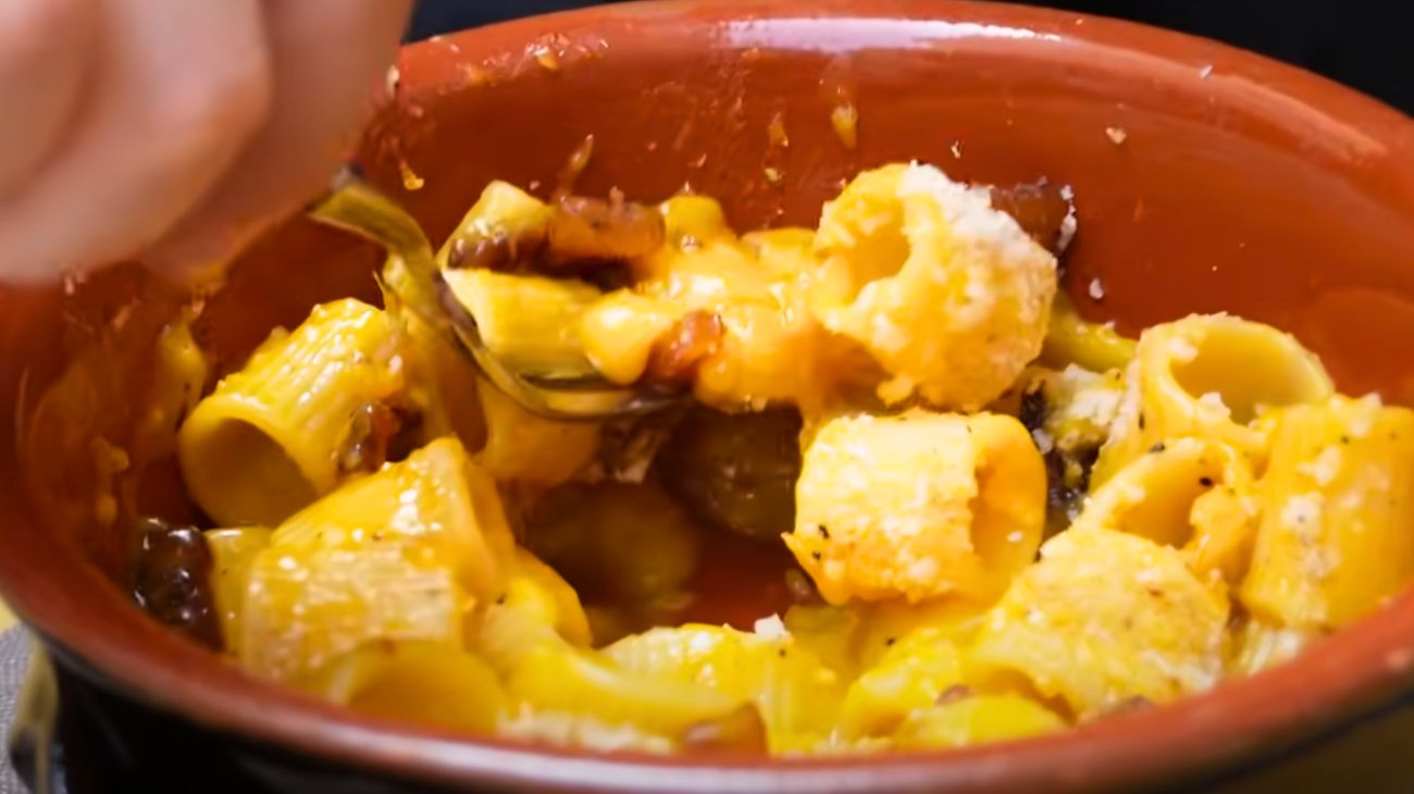 Dal profilo social di Giulia Balestra, Carbonara ristorante Amendola