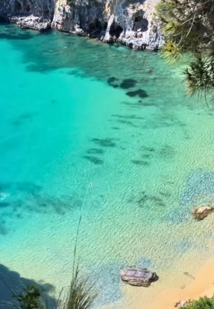 Social primativvu canale 17, Spiaggia Campania