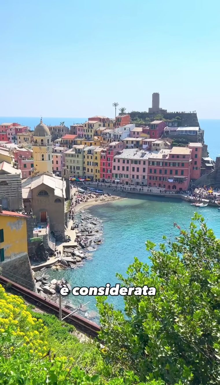 Vernazza è considerata la più bella delle Cinque Terre e qui è più difficile trovare un appartamento libero.