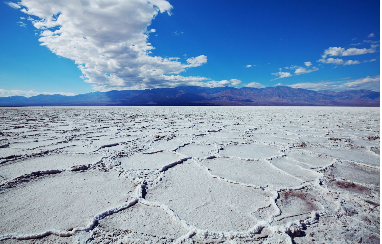 La 'Death Valley' è il luogo più caldo del mondo: si trova in California ma una porzione appartiene al Nevada.