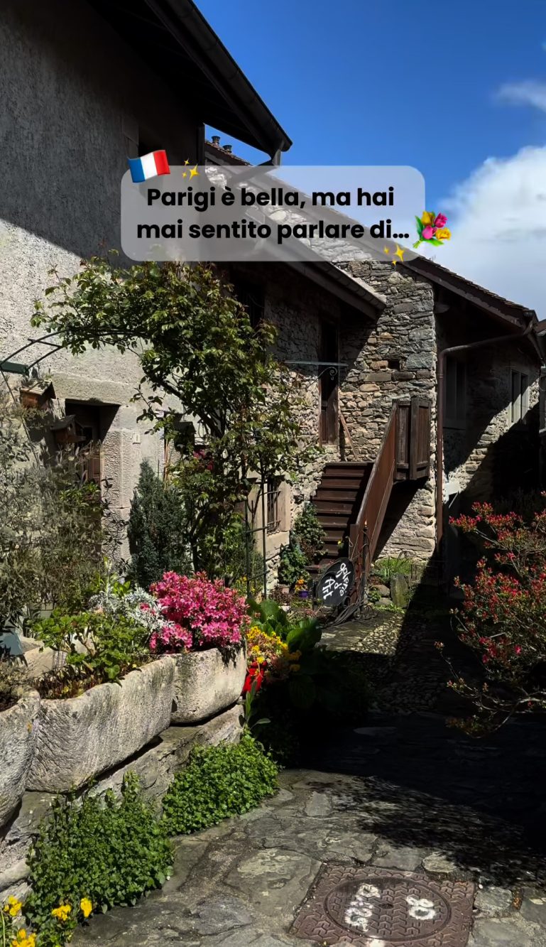 Uno scorcio del villaggio medievale, amato dai francesi.