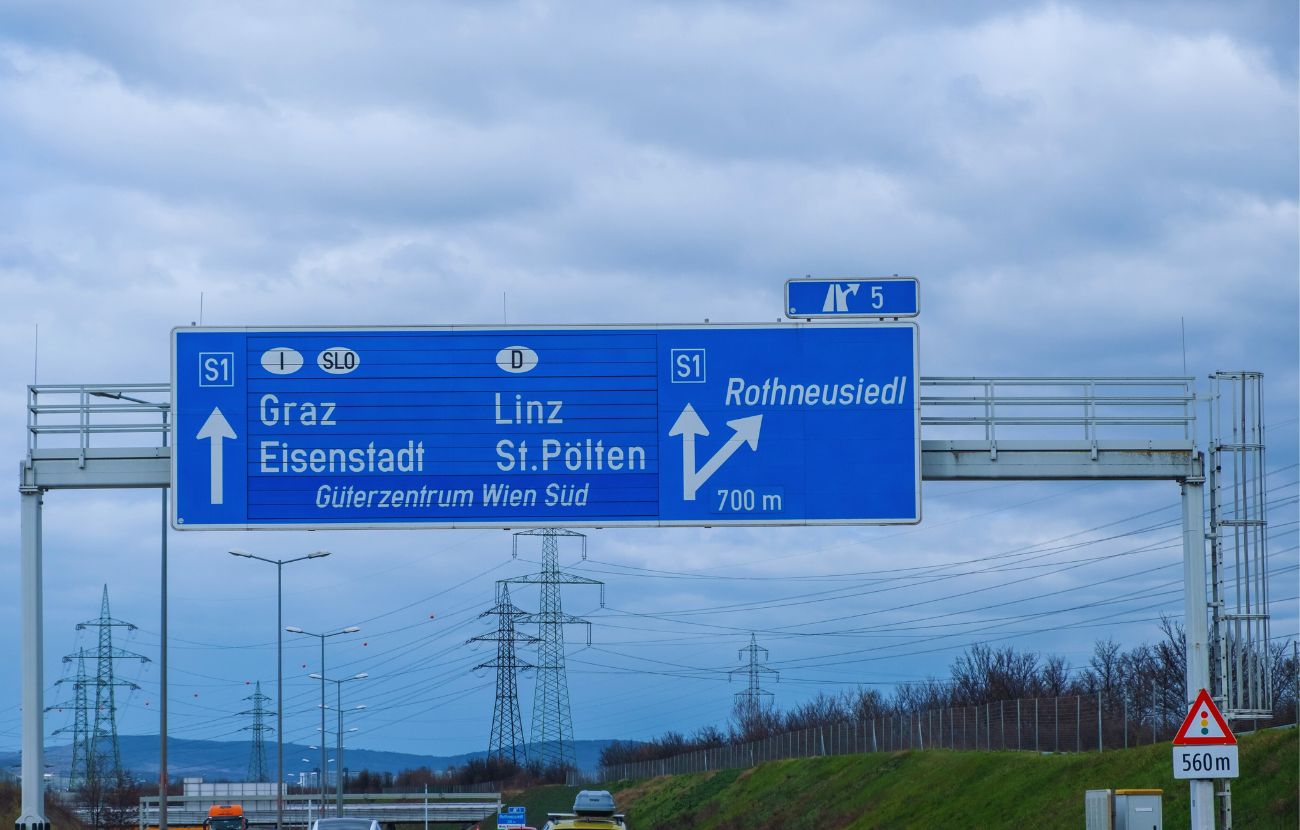 In Germania i cartelli delle autostrade sono blu e non verdi