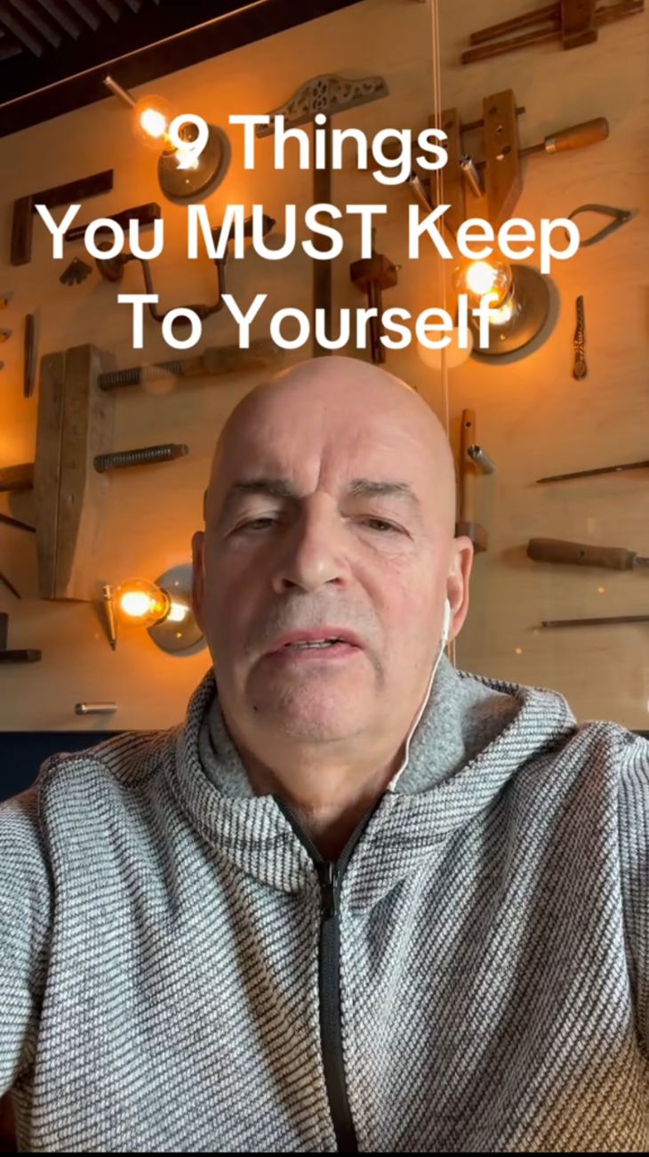 Kesicki ha elencato 9 cose da non condividere con nessuno, nemmeno migliore amico o parenti.