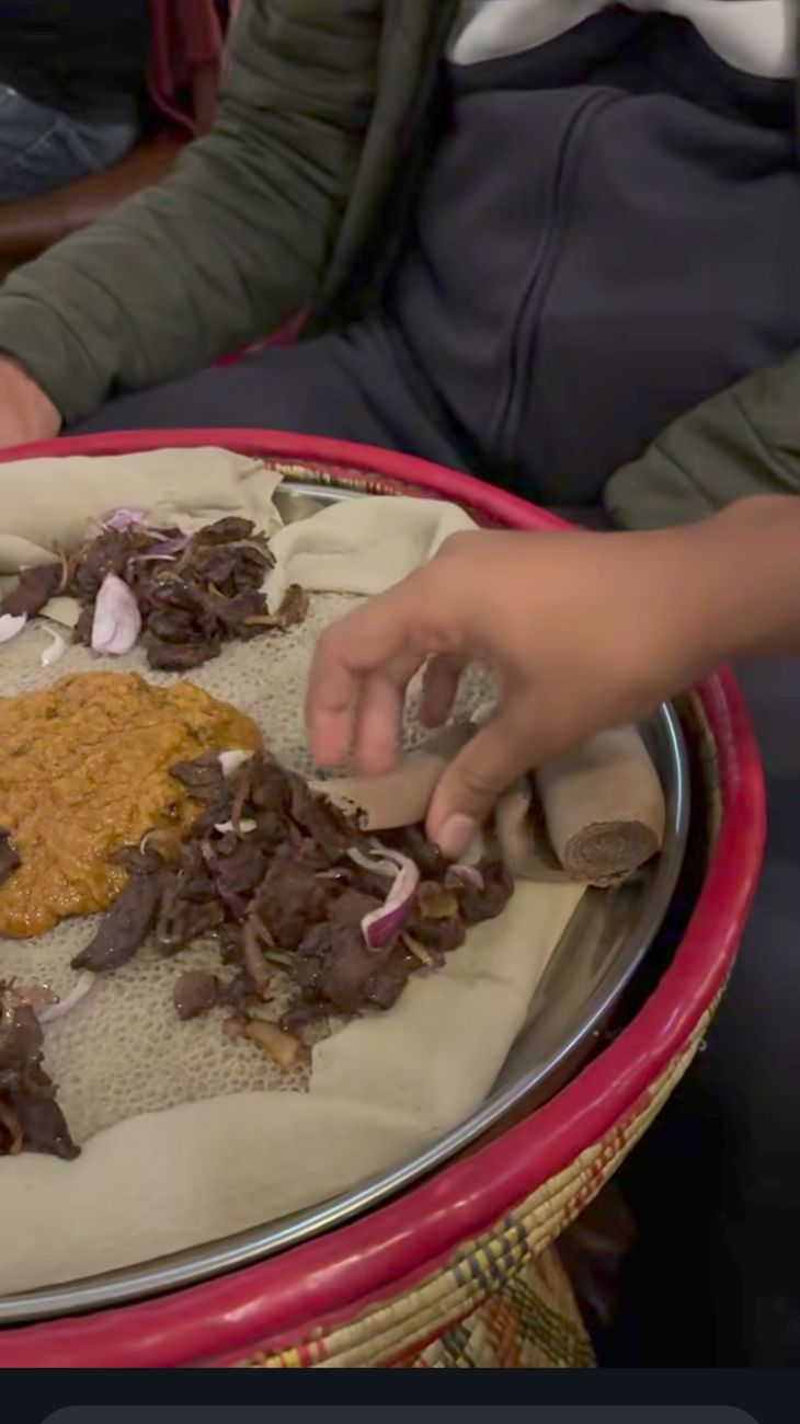 Il piatto principale della cena etiope