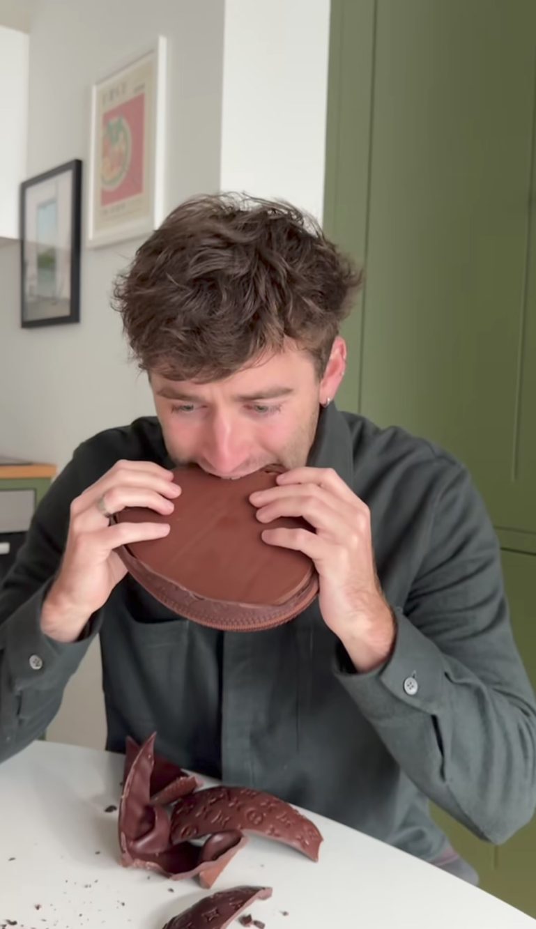 La parte contenente praline di nocciole è la preferita di Carmie Selitto.