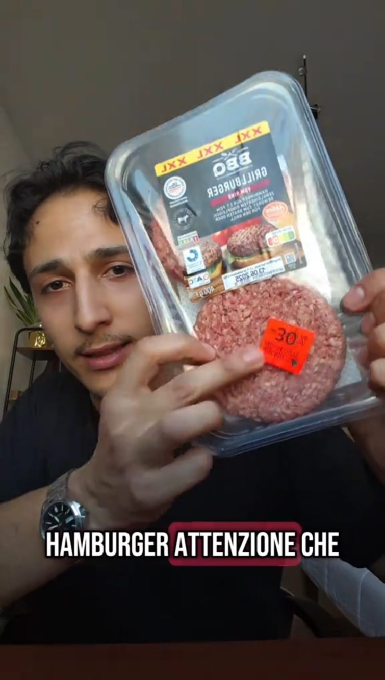 L'hamburger 100% manzo scontato al 30% è costato circa 3 euro.