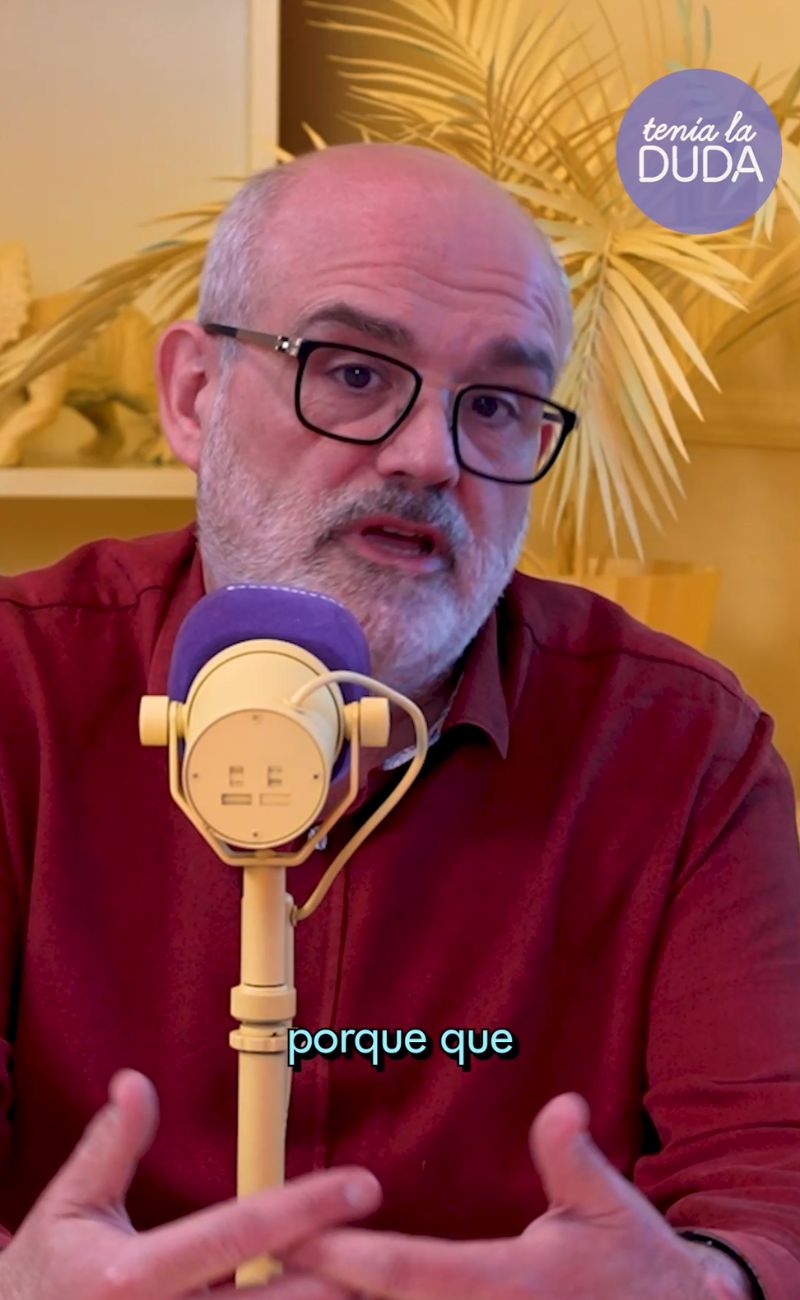 Nel corso di un podcast, il veterinario ha spiegato che è sconsigliabile portare i gatti al guinzaglio.