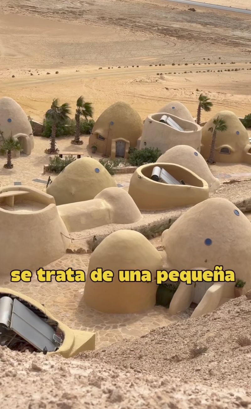 Il complesso di bungalow dove il content creator ha dormito e che ha definito "il miglior hotel della sua vita".