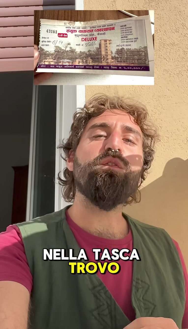 Mostrando il biglietto dell'autobus alla gente del posto, è riuscito a trovare un uomo che conosceva l'autista.