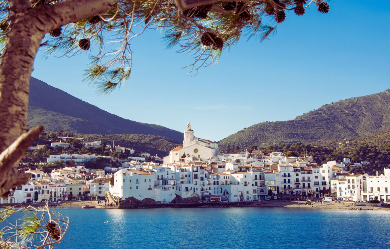 Cadaqués e le sue case bianche