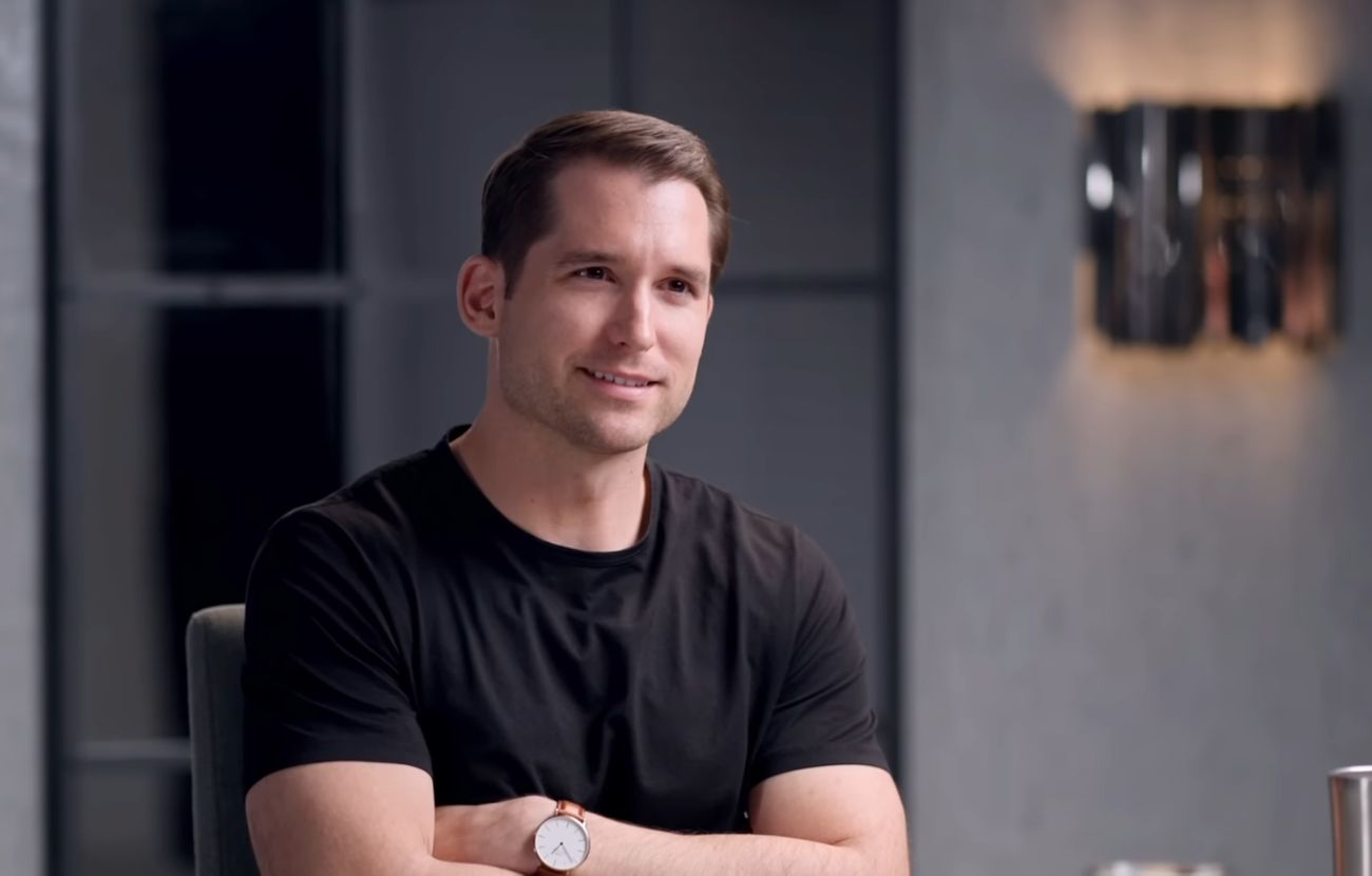 L'avvocato Fisher, che è anche esperto di comunicazione verbale, ha indicato le parole che usano più spesso i bugiardi