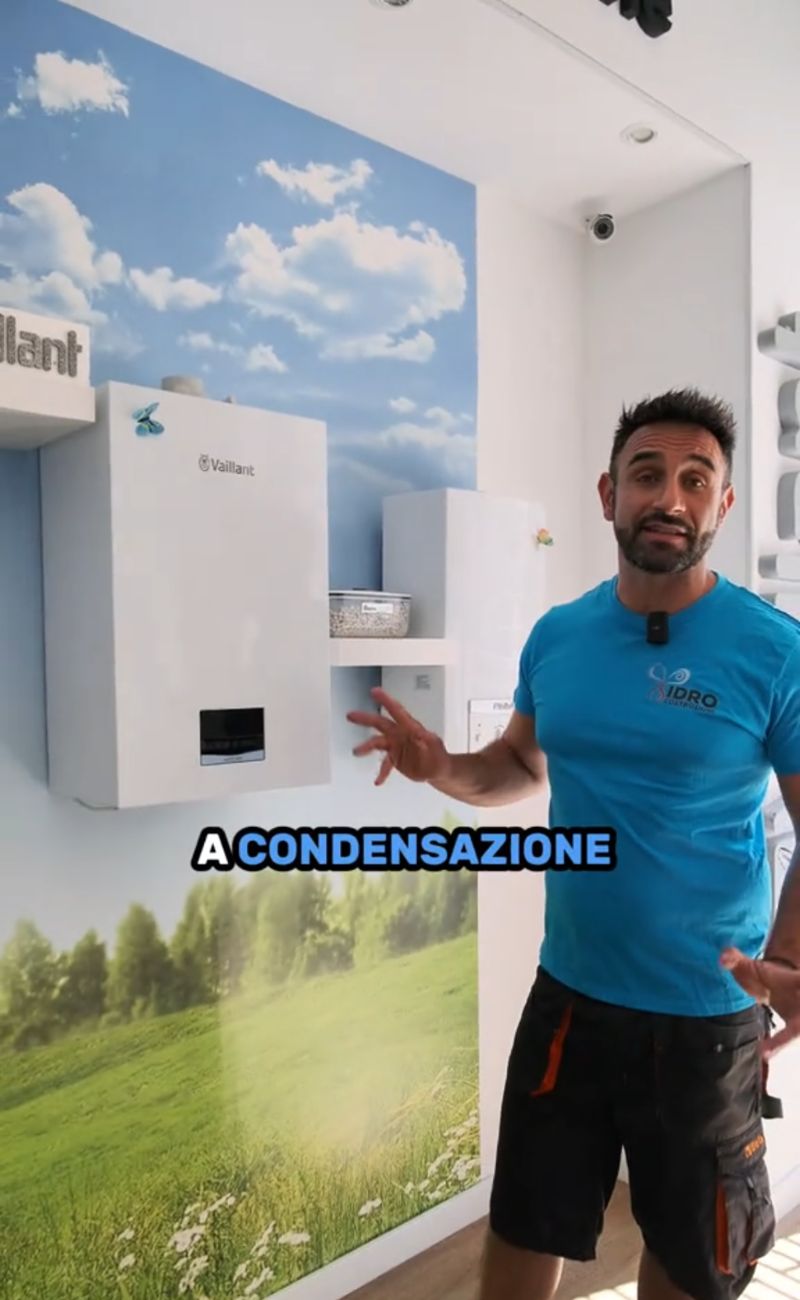 La condensa generata dalla la caldaia a condensazione è corrosiva e c'è bisogno di un tubo di scarico apposito