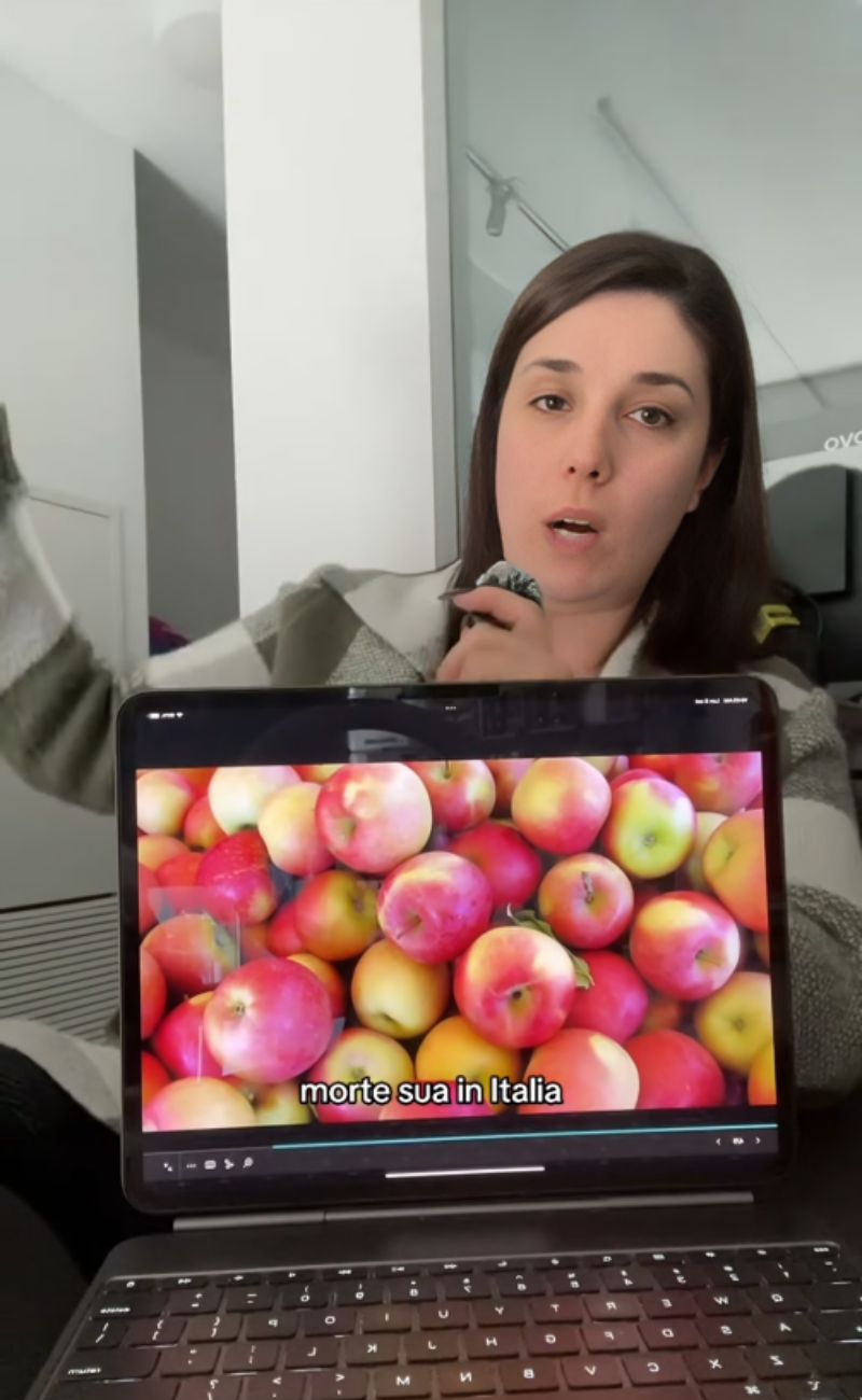 Giulia assicura che le mele canadesi sono di gran lunga superiori a quelle italiane.