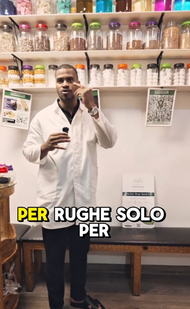 L'olio di Fico d'India è molto usato nella cosmetica marocchina come anti rughe.