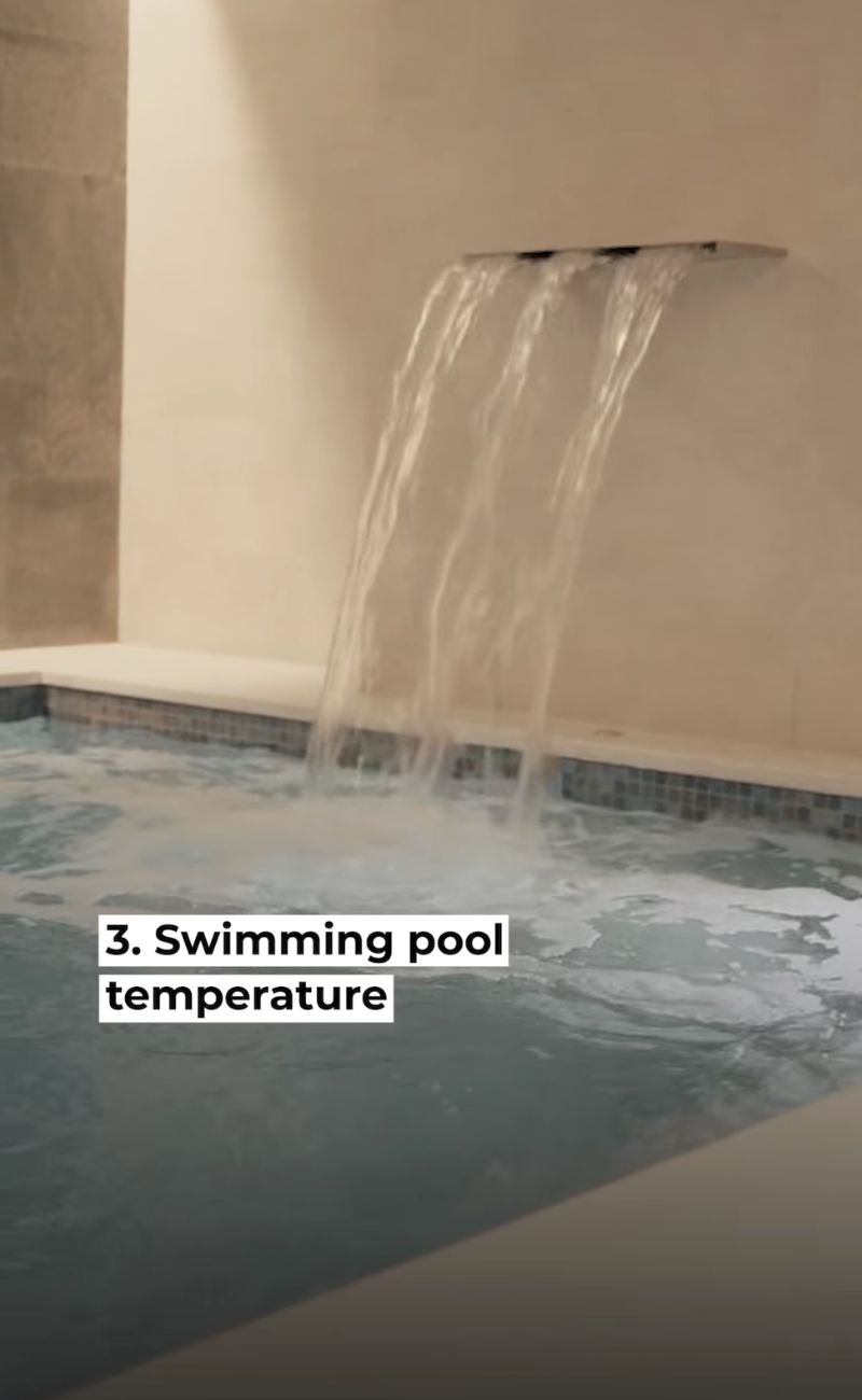 Re Carlo ha imposto che le piscine reali non debbano essere riscaldate