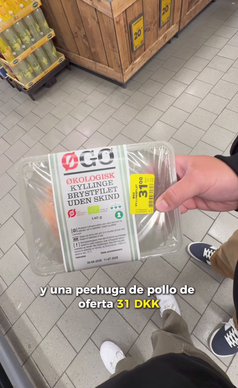 140 grammi di petto di pollo a 4€ in offerta rappresentano uno dei pochi prezzi oggettivamente molto alti in Danimarca, tra quelli segnalati da Nico.