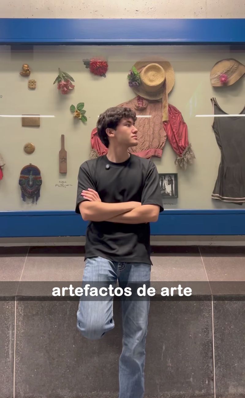 Tutte le fermate della metropolitana di Stoccolma hanno installazioni artistiche e sono ricche di colore.