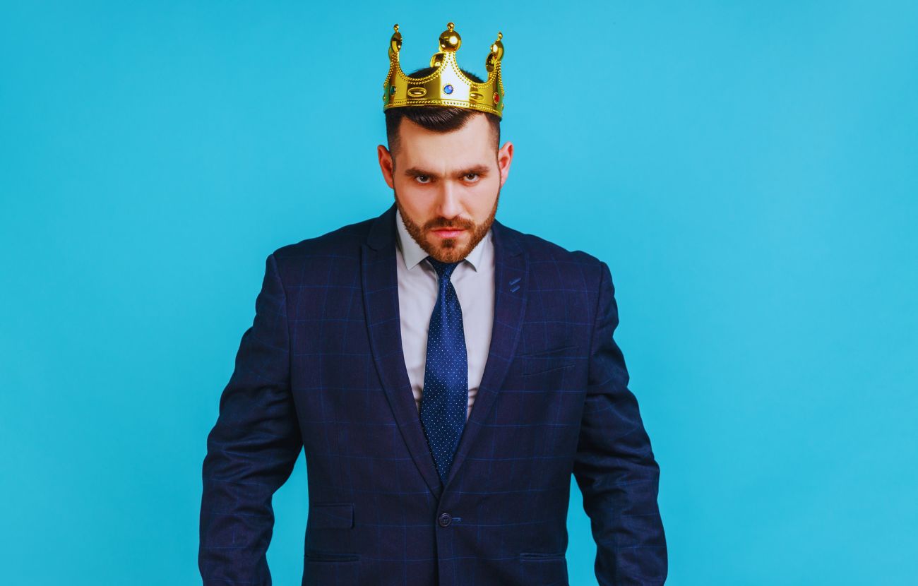 Vedere gli altri primeggiare dà molto fastidio al narcisista