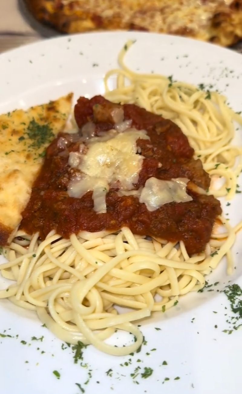 La pasta con "ragù alla bolognese" preparata da McDonald's