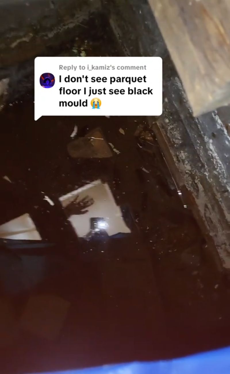 La 'piscina' trovata sotto il pavimento della casa