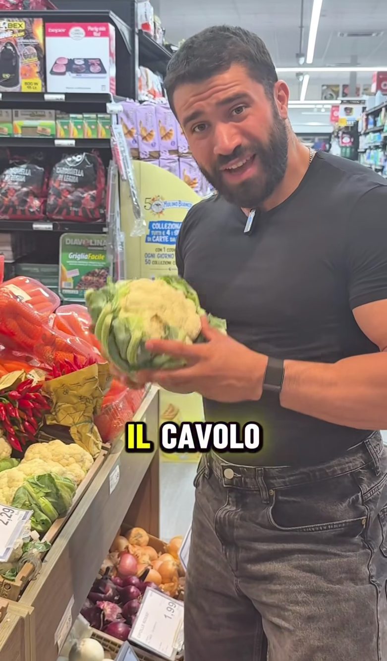 Tra le verdure di stagione che andrebbero consumate ad ottobre c'è sicuramente il cavolo.