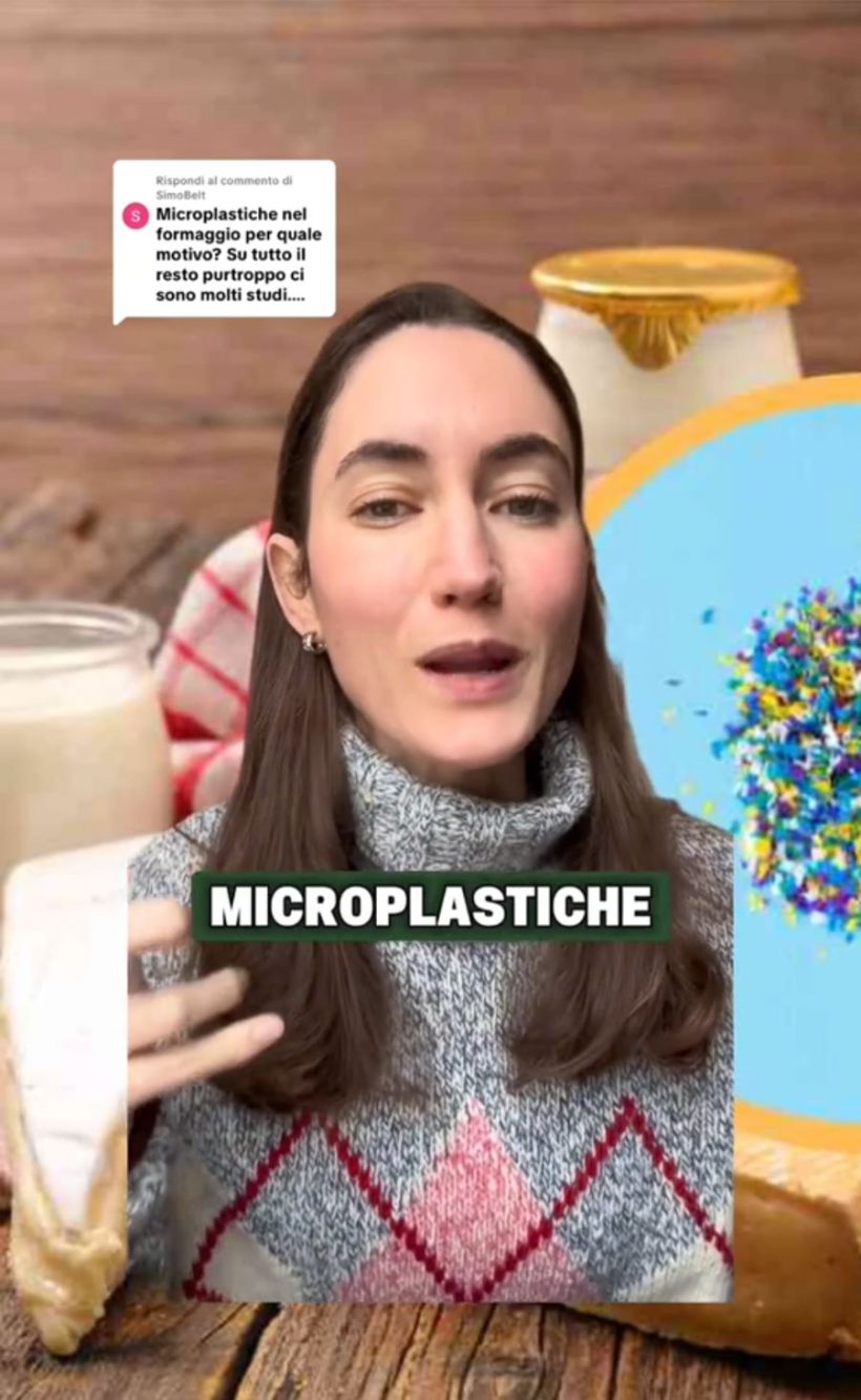 Dal profilo "Mangrovia Shop" emerge un video interessante: nei formaggi ci sono microplastiche in abbondanza.