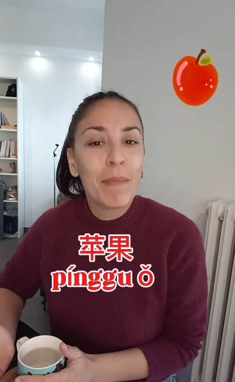 Il suono della parola "mela" è simile a quello di "pace" in cinese.